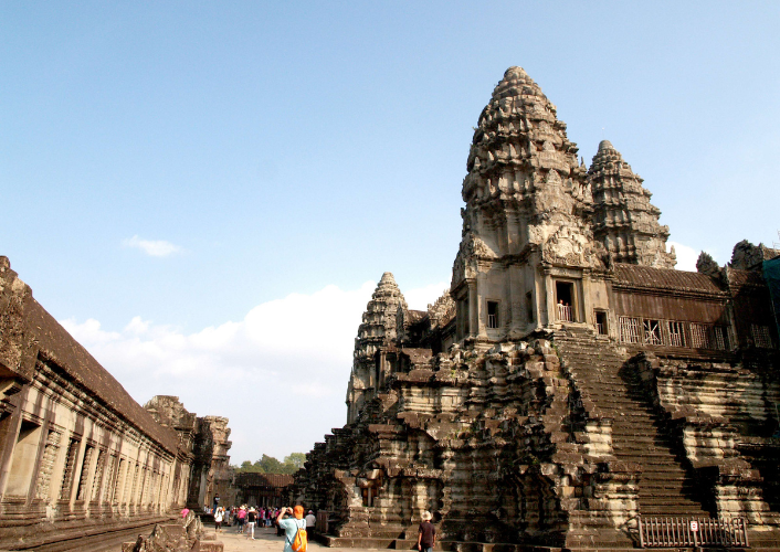 Ancient Temple Explorer Plus