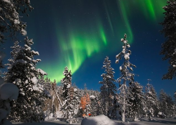 Arctic Explorer tour highlight